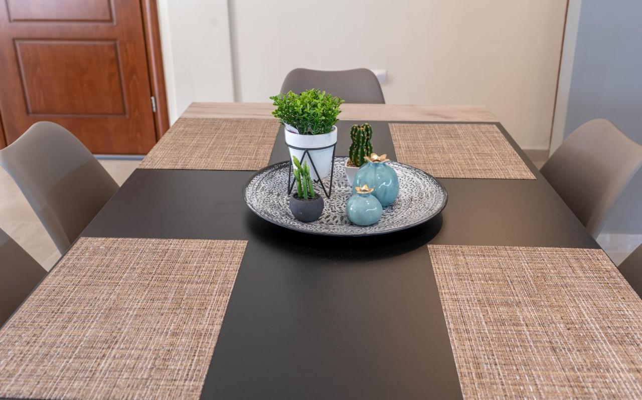 Amelia House Apartment Превеза Екстериор снимка